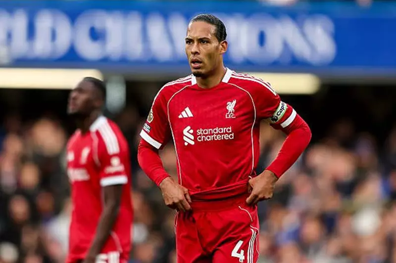 فان دايك: نعيش لحظة صعبة وعلينا إظهار رد الفعل المناسب